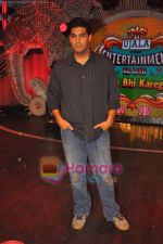 Kunal Roy Kapoor on the sets of Entertainment Ke Liye Kuch Bhi Karenga in Yashraj on 17th June 2011 (5).JPG